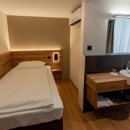 Kro Ziegelhuesi Hotel, Bei Bern