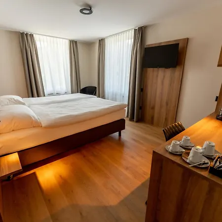 Ziegelhuesi Hotel, Bei Bern